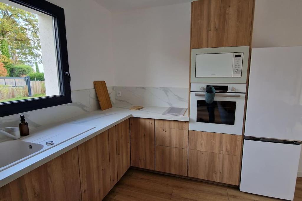 Gite Les Bruyeres Janville  Extérieur photo